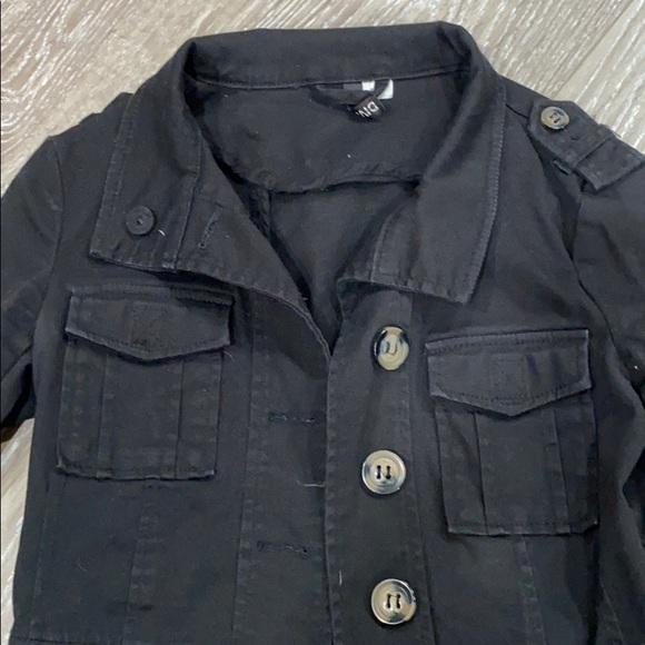 HM Divided Black button jacket - Picture 2 of 4
